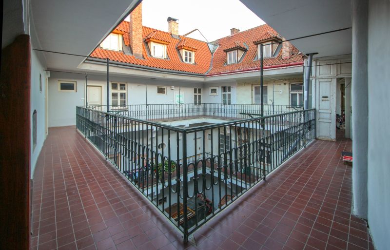 Úpravy bytového domu
